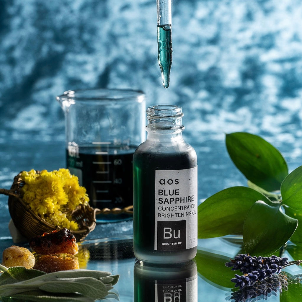 Diving In: How to Use the Blue Sapphire Concentrated Brightening Oil