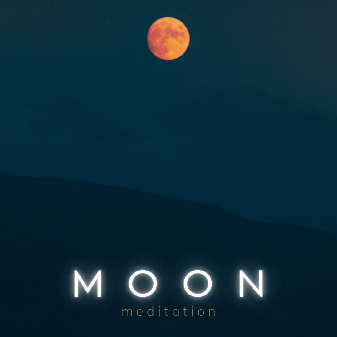 Drop Into the Moment With an Aromatic Full Moon Meditation