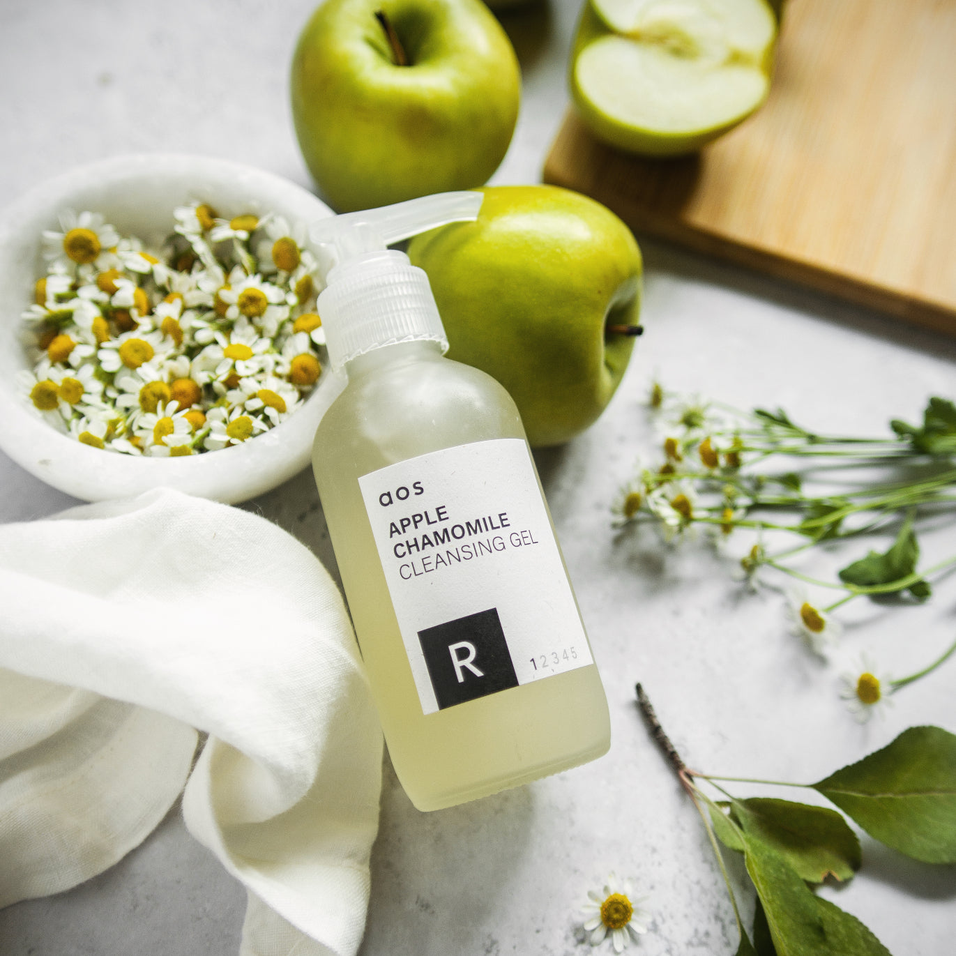 Apple Chamomile Cleansing Gel